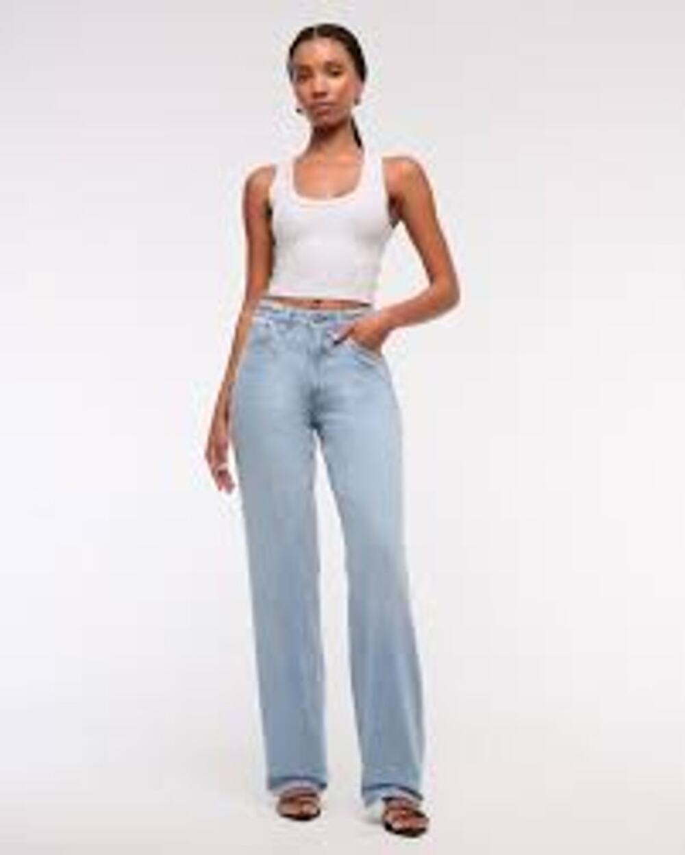 Abercrombie & Fitch The Loose High Rise Light Wash Jeans Curve Size 33 16